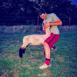 Meet your Posher, Cade